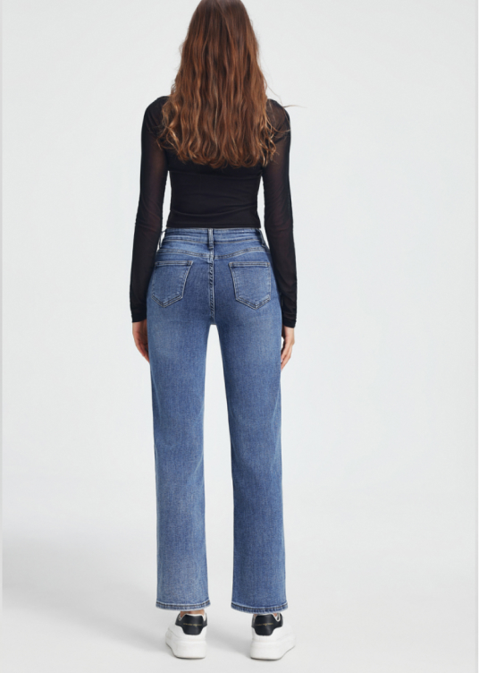 Vue arrière jean skinny