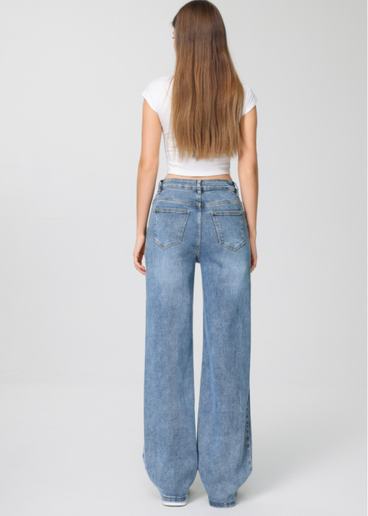Vue de face jean skinny