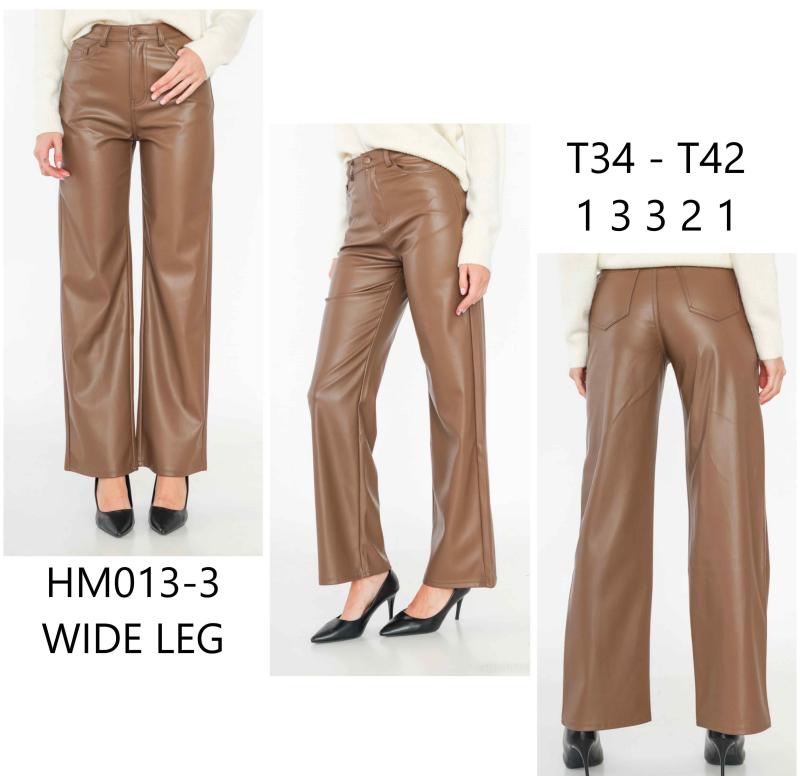 Pantalon droit large en pvc
