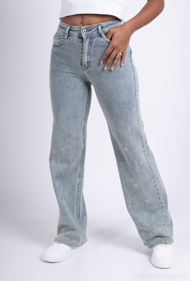 Jeans droit et large avec fleur perle et strass
